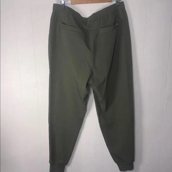 Figs Olive Green Scrub Set Extra Large - Picture 6 of 8